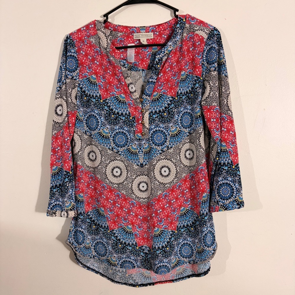 Dana Buchman Blouse Womens Medium Red Blue Geometric 3/4 Sleeve CASUAL
